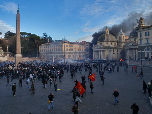 At Piazza del Popolo things weren't that peaceful