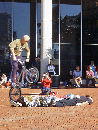 Bicycle stunt in Sydney